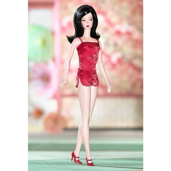 Barbie Fashion Model Collection 2004 Chinoiserie Red Sunset Barbie Doll - Gold L - Picture 11 of 12